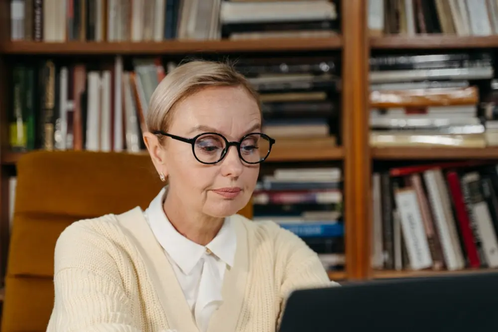 What Open Access Academic E-Journals Offer the Lifelong Learner